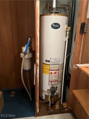 1105 4th Street, Belpre, OH 45714