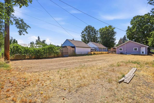 4830 N Alameda Blvd, Spokane, WA 99205