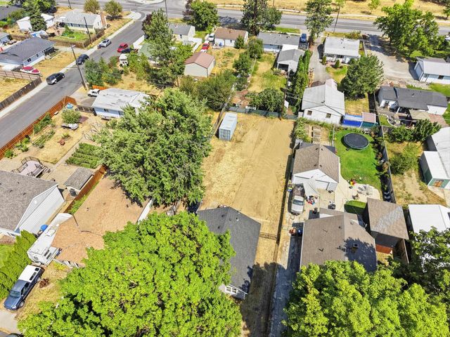 4830 N Alameda Blvd, Spokane, WA 99205