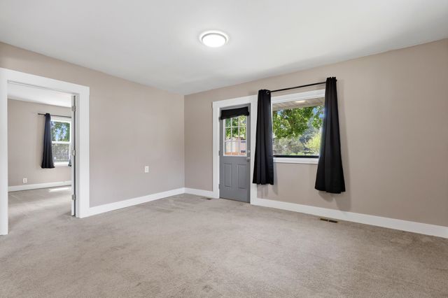 4830 N Alameda Blvd, Spokane, WA 99205