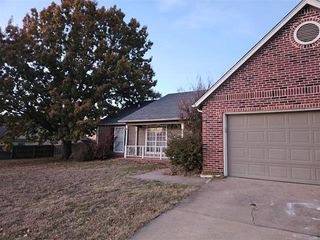 25 Fox Run Circle, Jenks, OK 74037
