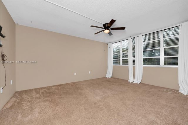 1400 Saint Charles Place 420, Pembroke Pines, FL 33026
