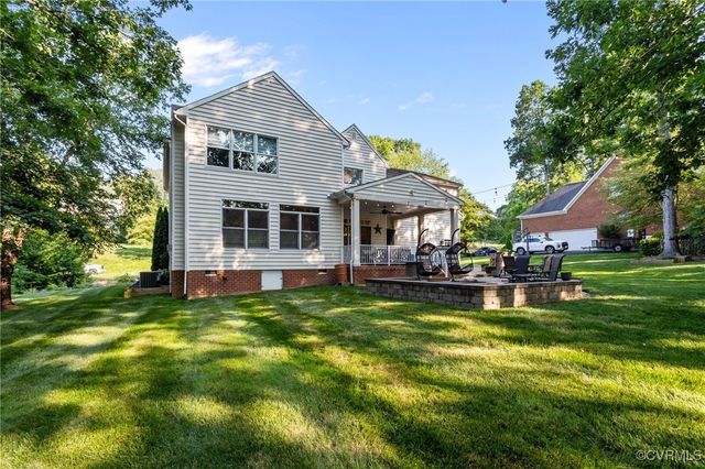 14469 St Andrews Ln, Ashland, VA 23005