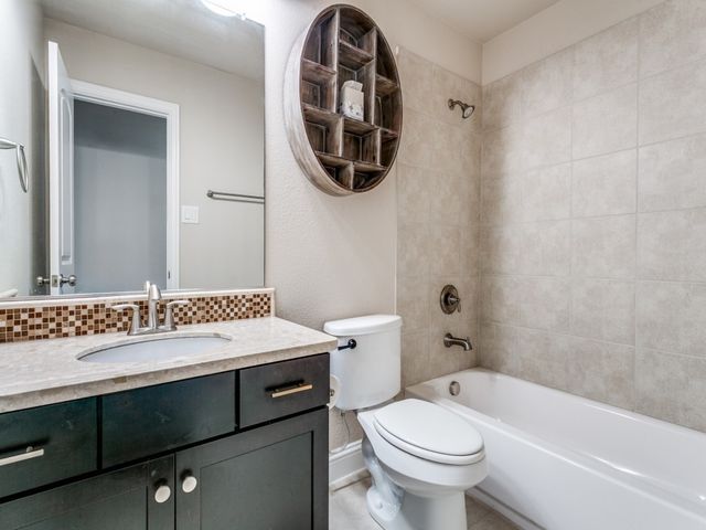 2573 Jackson Drive, Lewisville, TX 75067