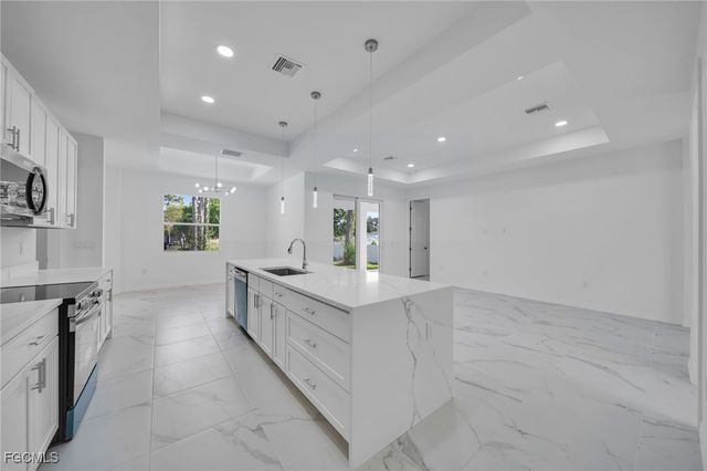 2515 Sunniland BLVD, Lehigh Acres, FL 33971