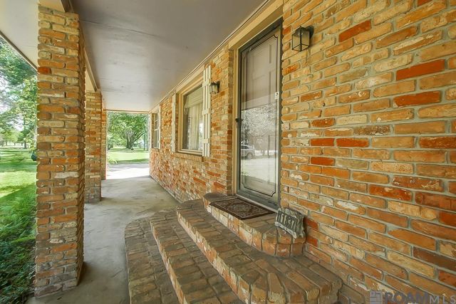 11837 E Subdivision Rd, Port Allen, LA 70767