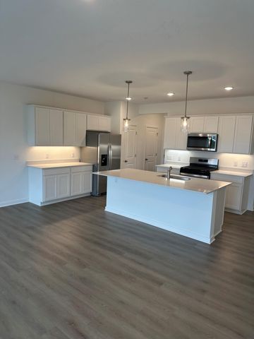 6287 Ivywood Avenue S, Cottage Grove, MN 55016