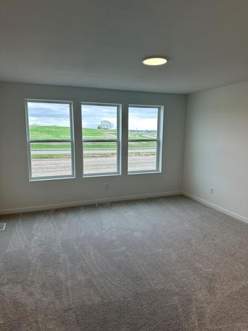 6287 Ivywood Avenue S, Cottage Grove, MN 55016