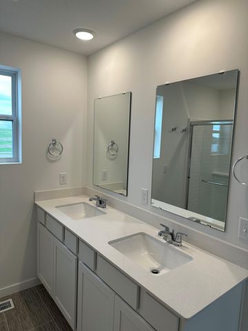 6287 Ivywood Avenue S, Cottage Grove, MN 55016
