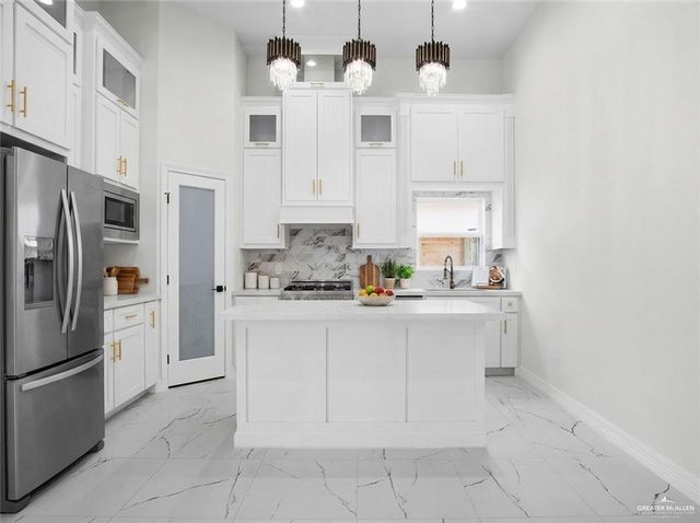 408 Spring Drive, Alton, TX 78573