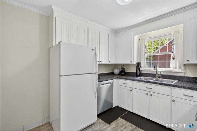 41 Barrett Street, Hamden, CT 06517