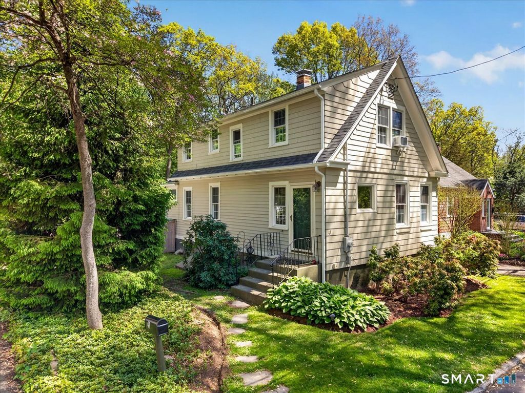 41 Barrett Street, Hamden, CT 06517