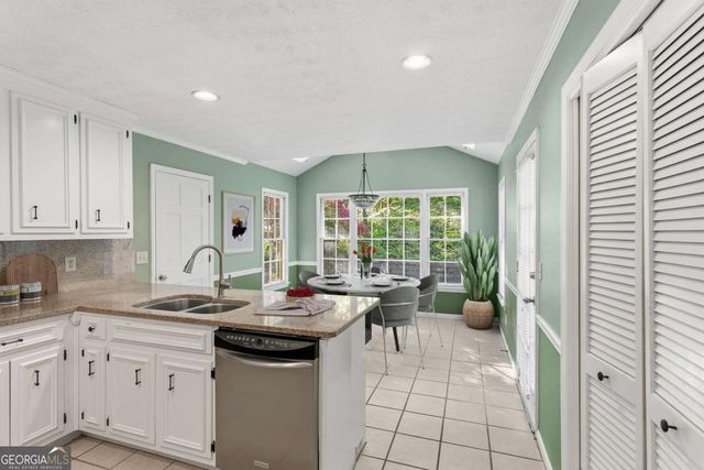 4150 Woodlark Court NE, Roswell, GA 30075