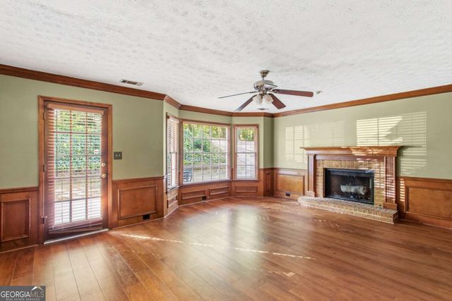 4150 Woodlark Court NE, Roswell, GA 30075