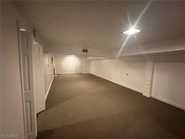 5315 Arch Street, Maple Heights, OH 44137