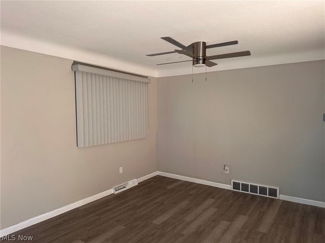 5315 Arch Street, Maple Heights, OH 44137