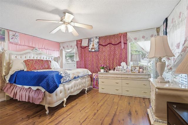 2124 WHITE EAGLE STREET, Clermont, FL 34714