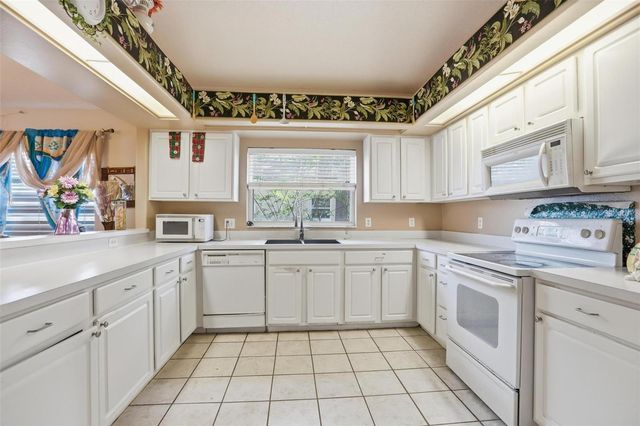 2124 WHITE EAGLE STREET, Clermont, FL 34714