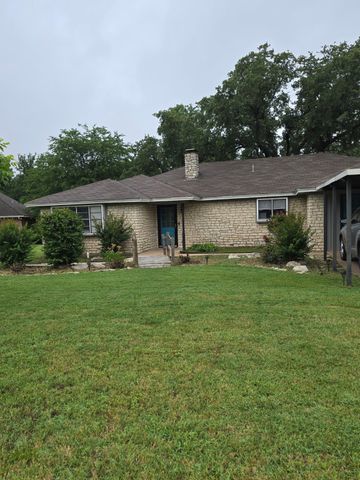 209 Granada Calle, Granbury, TX 76049