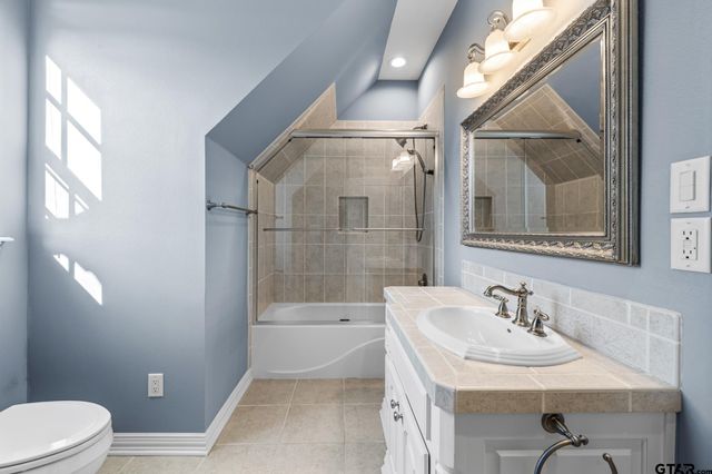 2017 Hollystone, Tyler, TX 75703