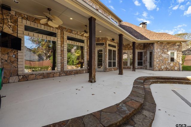 2017 Hollystone, Tyler, TX 75703