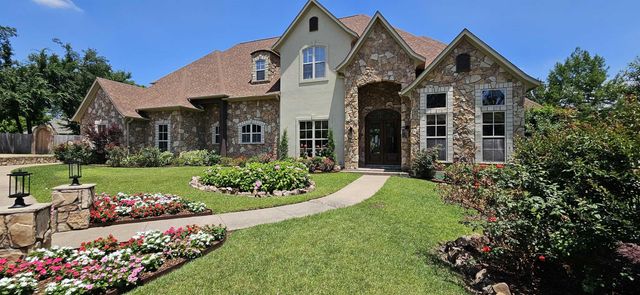 2017 Hollystone, Tyler, TX 75703
