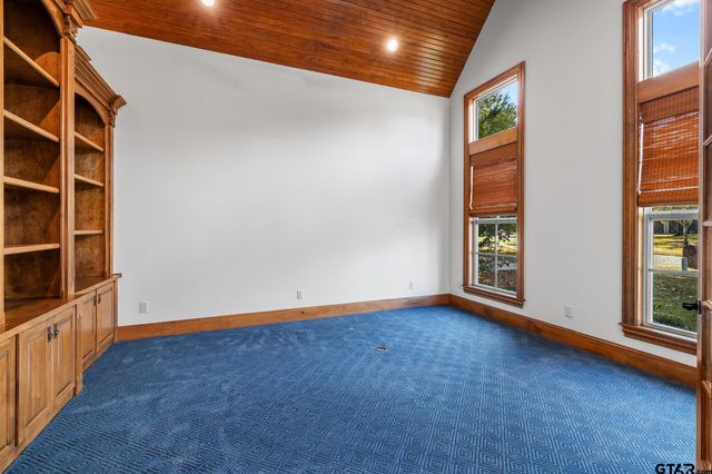 2017 Hollystone, Tyler, TX 75703