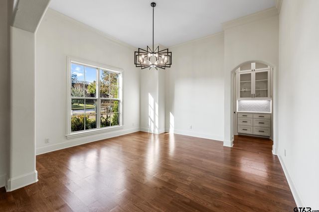 2017 Hollystone, Tyler, TX 75703