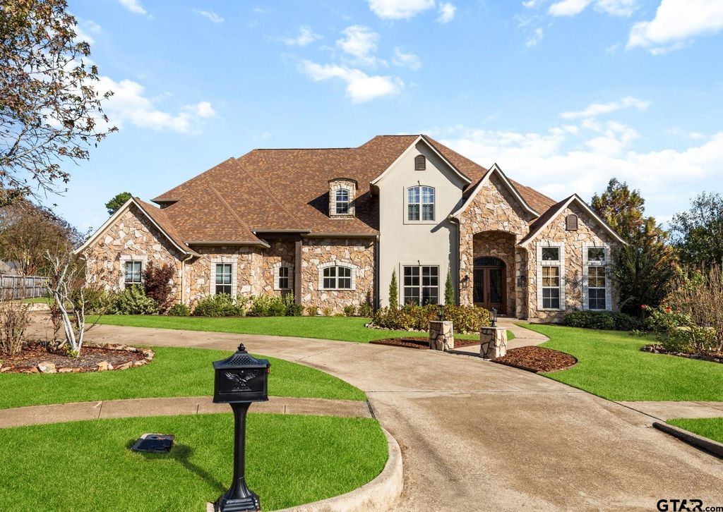 2017 Hollystone, Tyler, TX 75703