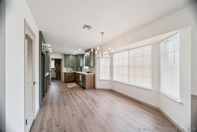 5855 E 46th Place, Tulsa, OK 74135