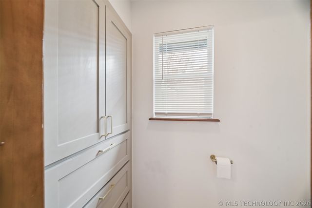 5855 E 46th Place, Tulsa, OK 74135