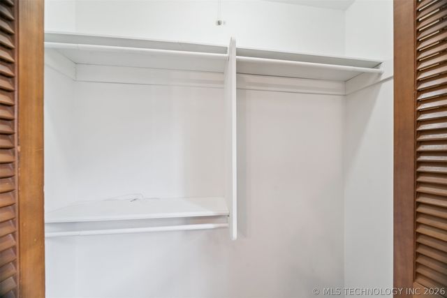 5855 E 46th Place, Tulsa, OK 74135