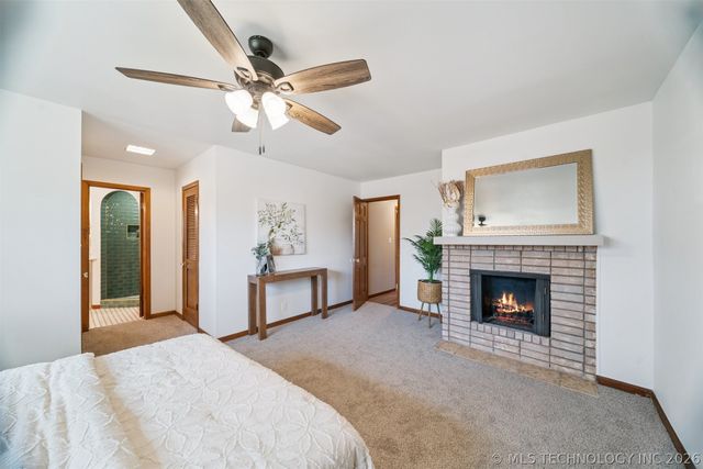 5855 E 46th Place, Tulsa, OK 74135