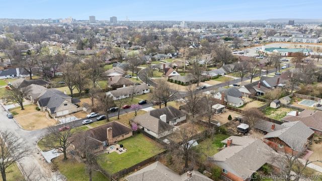 5855 E 46th Place, Tulsa, OK 74135