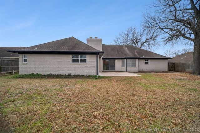 5855 E 46th Place, Tulsa, OK 74135