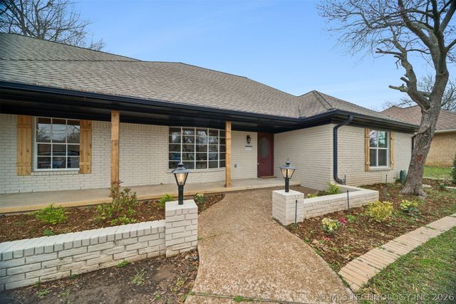 5855 E 46th Place, Tulsa, OK 74135