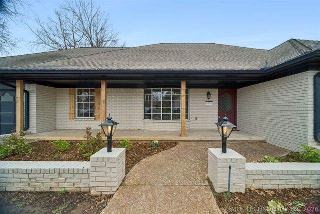 5855 E 46th Place, Tulsa, OK 74135