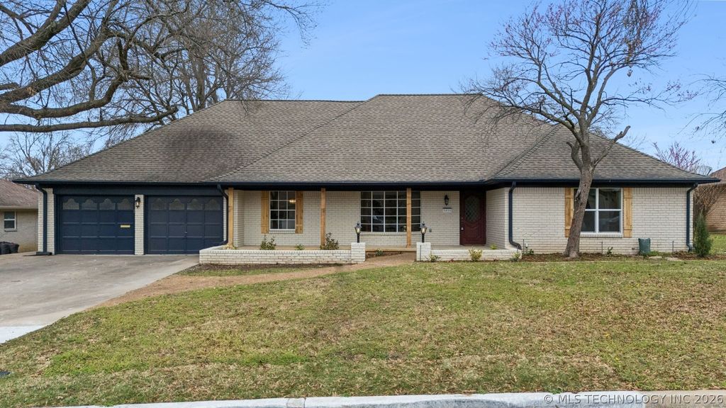 5855 E 46th Place, Tulsa, OK 74135