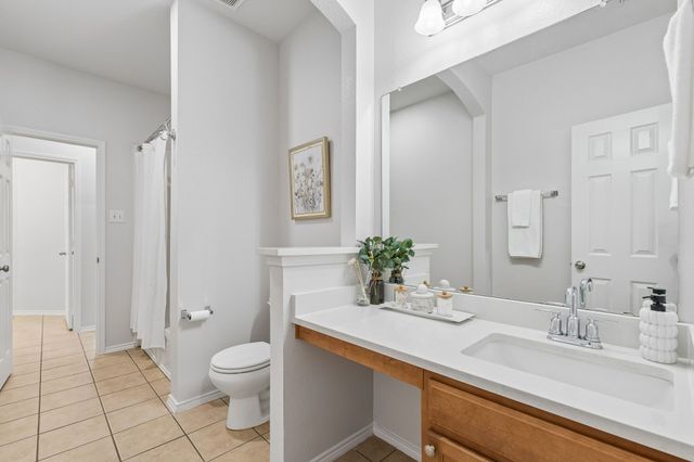 15456 Adlong Drive, Fort Worth, TX 76262