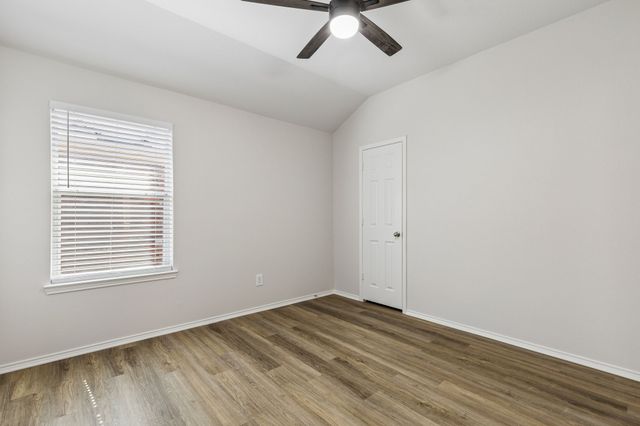 15456 Adlong Drive, Fort Worth, TX 76262