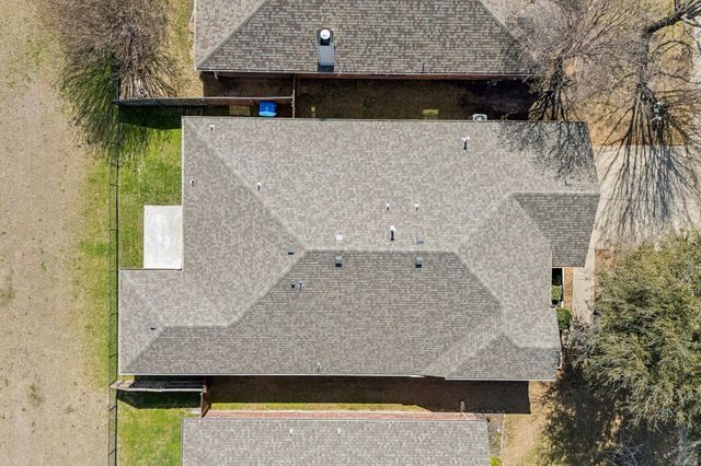 15456 Adlong Drive, Fort Worth, TX 76262