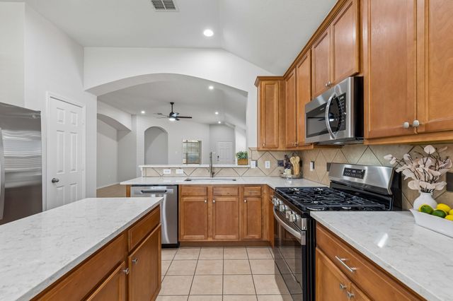 15456 Adlong Drive, Fort Worth, TX 76262