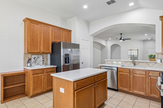 15456 Adlong Drive, Fort Worth, TX 76262