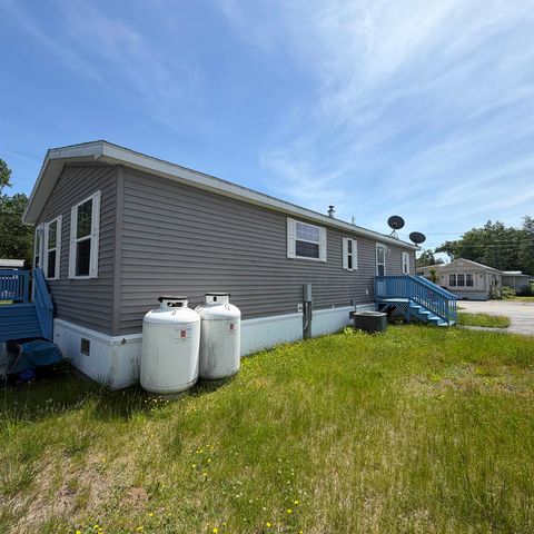 19 Holly Park Lane, Rochester, NH 03867