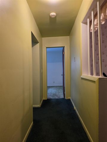 497 Montana Avenue, Pontiac, MI 48341