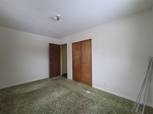 497 Montana Avenue, Pontiac, MI 48341