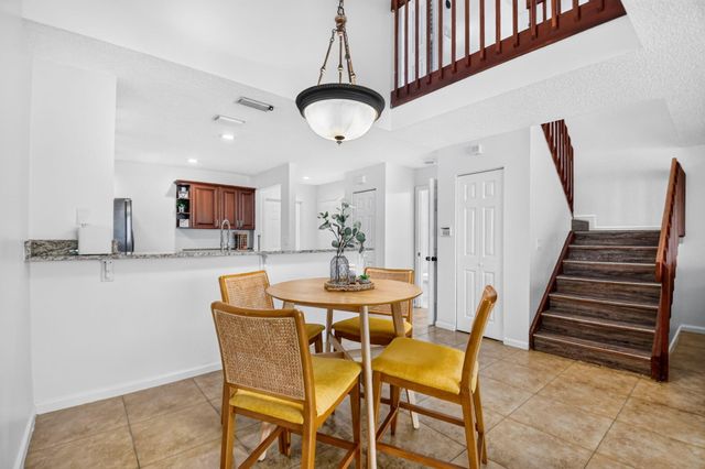 1633 Woodbridge Lakes Circle 1633, West Palm Beach, FL 33406