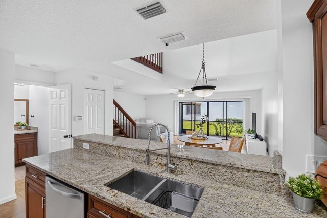 1633 Woodbridge Lakes Circle 1633, West Palm Beach, FL 33406
