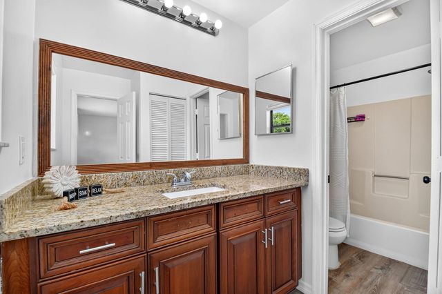 1633 Woodbridge Lakes Circle 1633, West Palm Beach, FL 33406