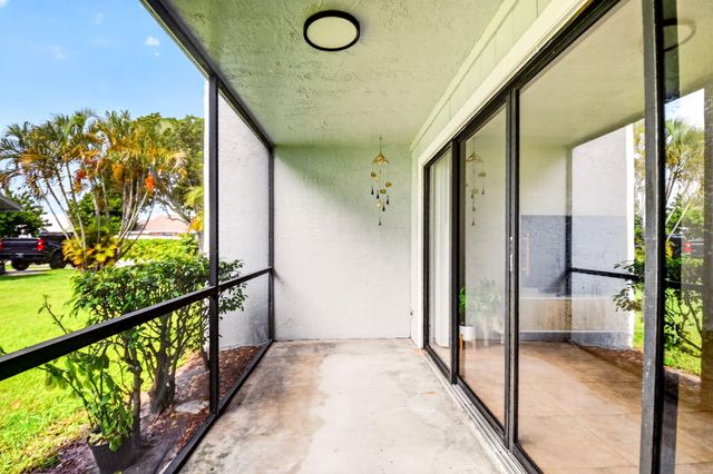 1633 Woodbridge Lakes Circle 1633, West Palm Beach, FL 33406